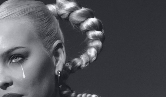 „Sad B!tch” – Anne – Marie jakiej nie znacie