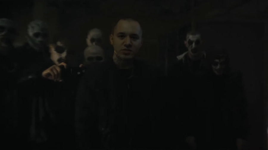 Autor „Absurdów w polskim rapie” dissuje Grande