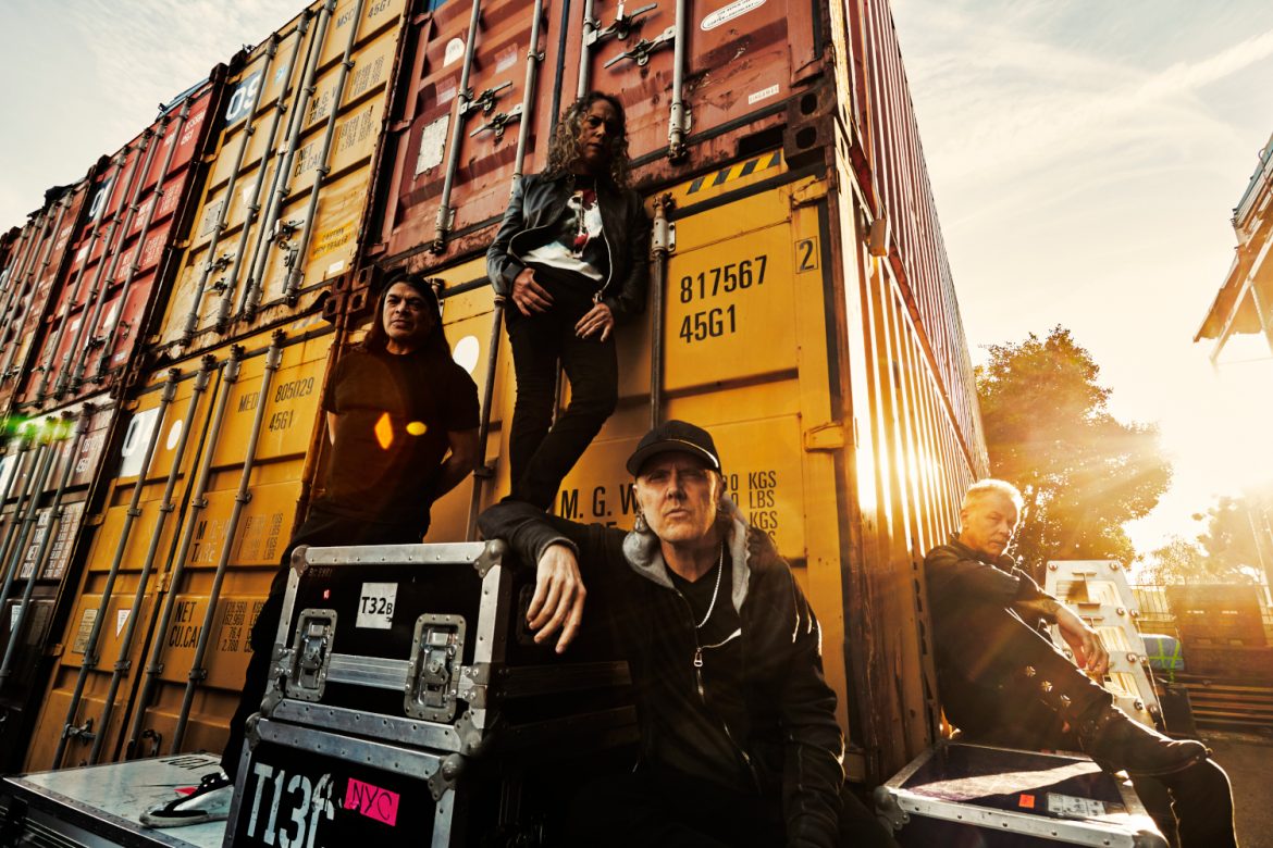 Pies wymknął się z domu na koncert Metalliki