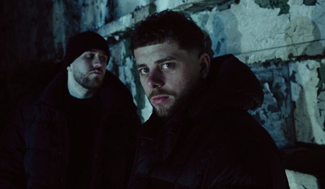 HAŁASTRA i Otsochodzi jako “Kotlina Fellaz”