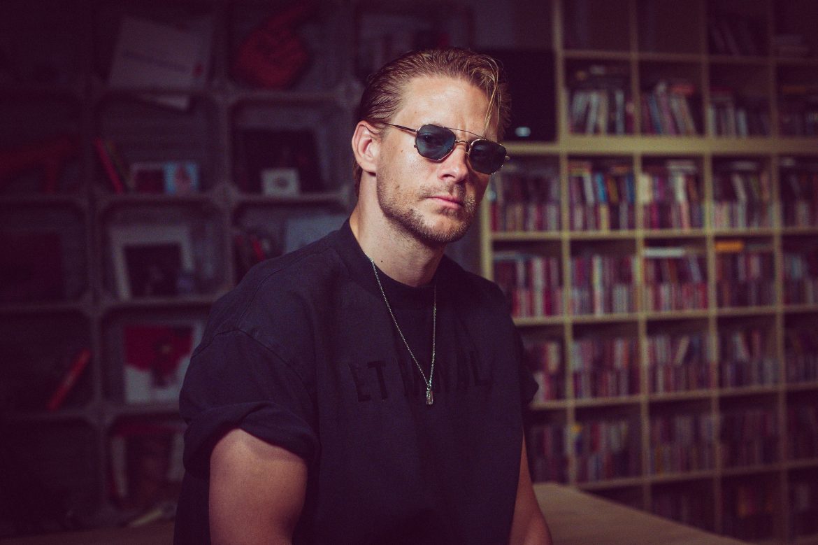 Fabijański zdradził, ile dokładnie zarobił w Fame. Raper przestrzega Filipa Chajzera