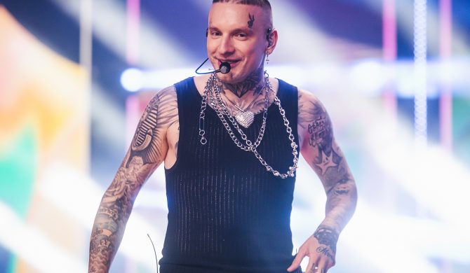 Smolasty, Kamil Bednarek, Anna Wyszkoni wśród gwiazd telewizyjnego koncertu Telewizji Polskiej