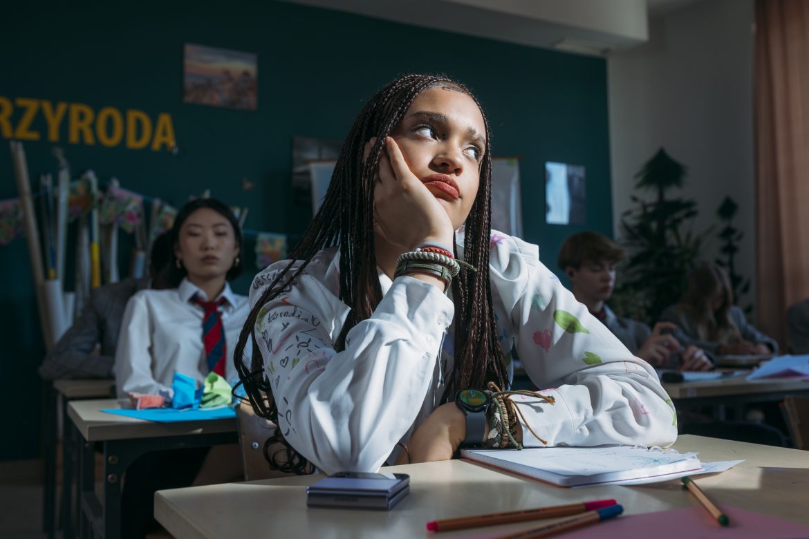 Sara James rozpoczyna wakacje z przytupem