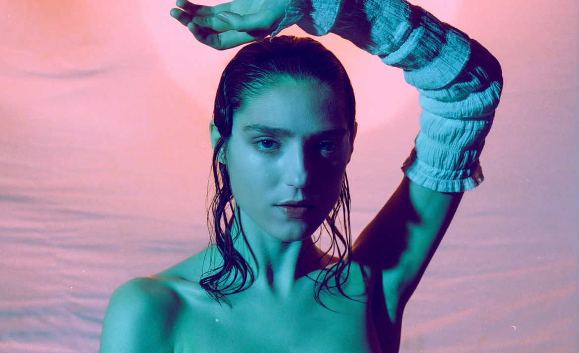 Birdy dzieli się kolejnym singlem z nadchodzącej płyty