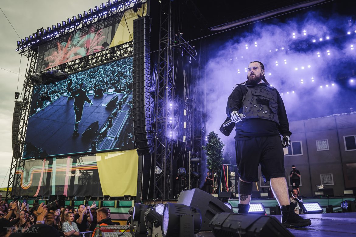 2115 publikują oświadczenie w sprawie awantury z Eripe. „Borys zadzwonił po karetkę i udzielił Eripe pomocy dopóki nie przyjechała”