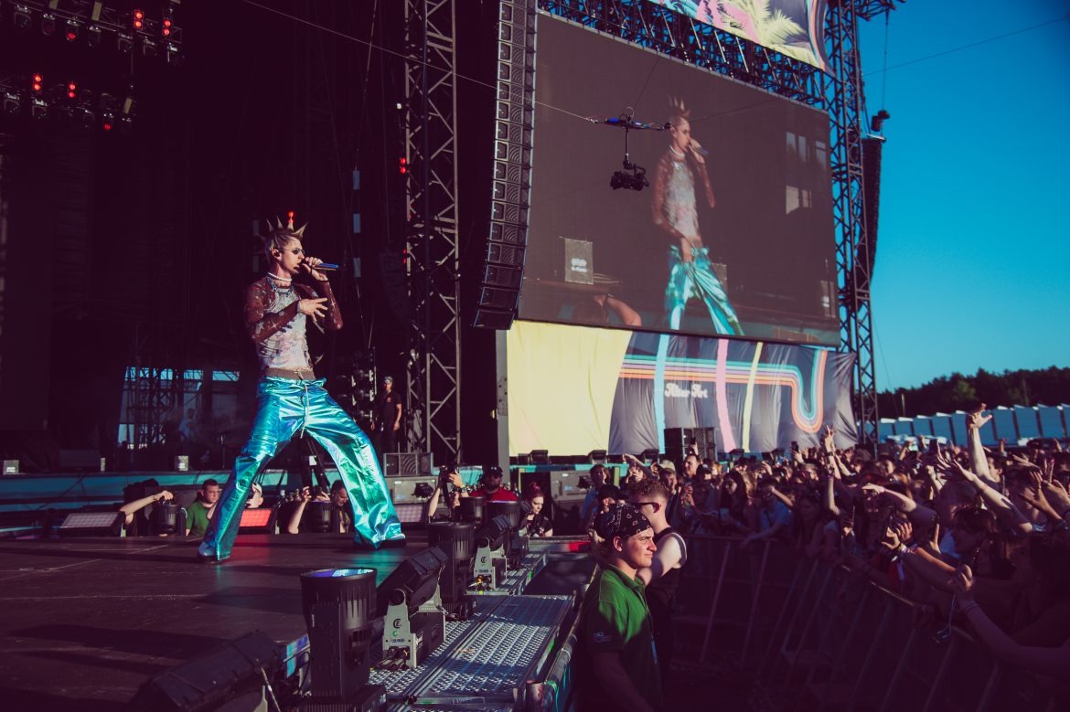 Machine Gun Kelly: „To było najbardziej bolesne gó*no, jakiego kiedykolwiek doświadczyłem”