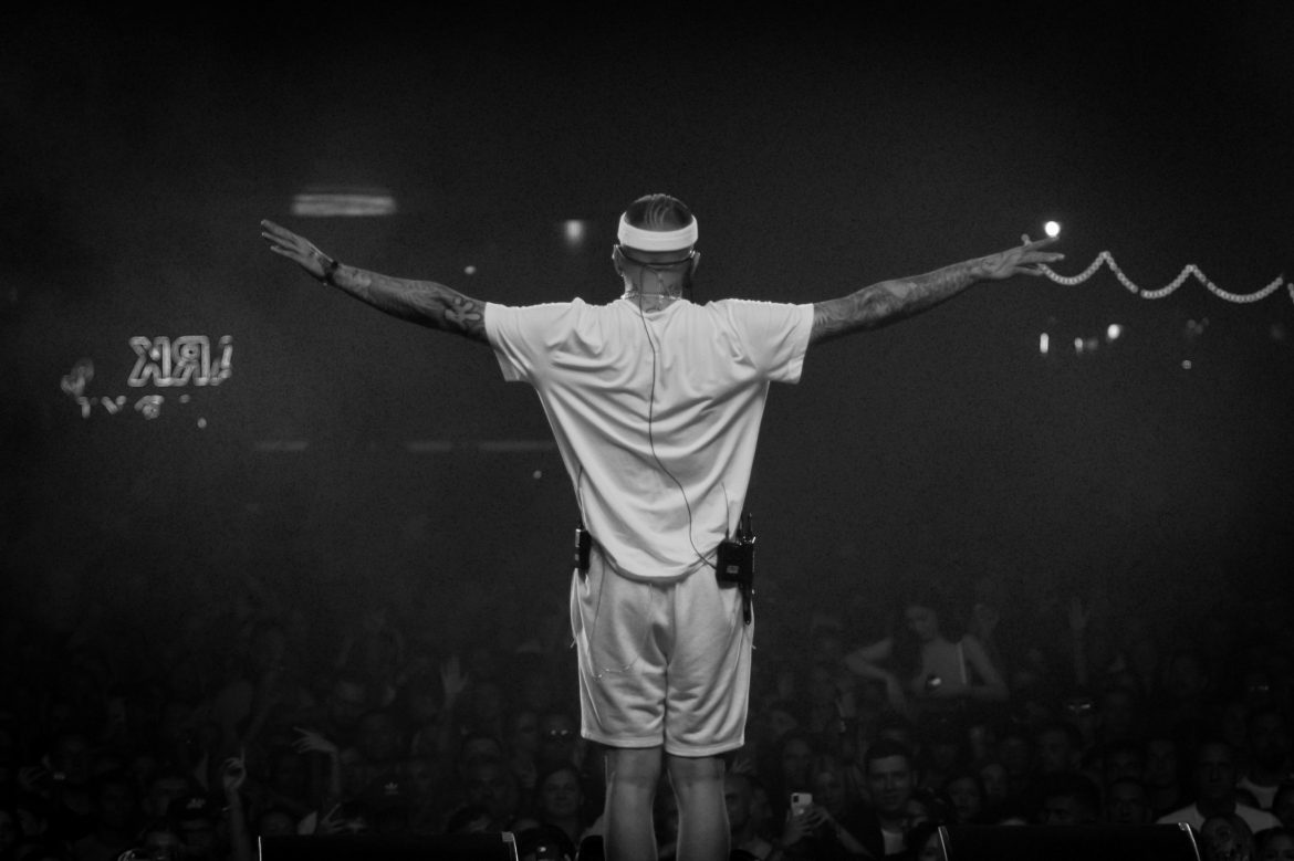 Smolasty: „Osiem lat grania z rzędu musiało się tak skończyć. Teraz muszę zająć się swoim zdrowiem, a koncerty nie uciekną”