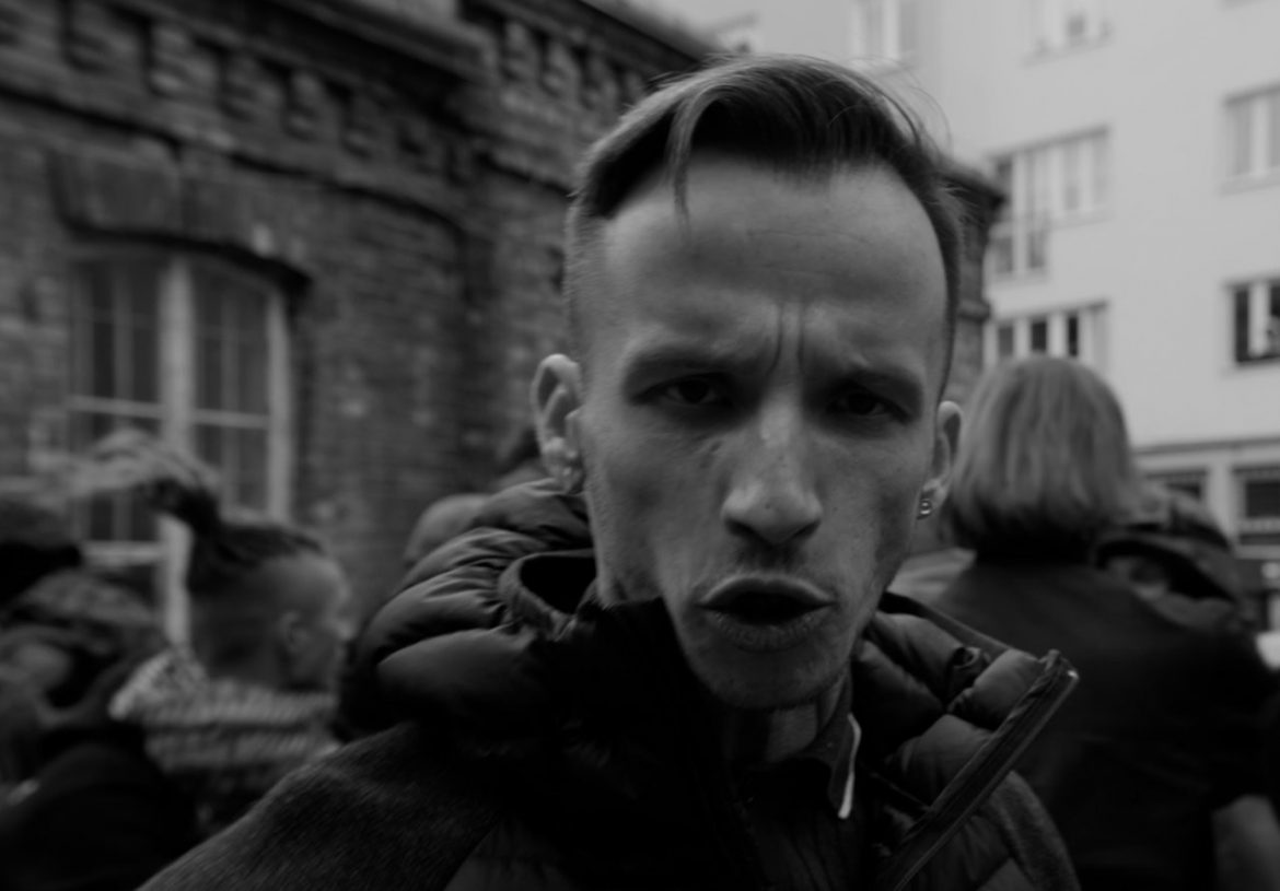 Akash: „Zawiodłem najbliższych”