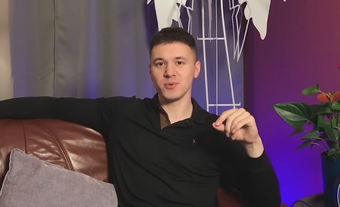 Grande wyjaśnił, dlaczego jego film o GM2L zniknął z sieci