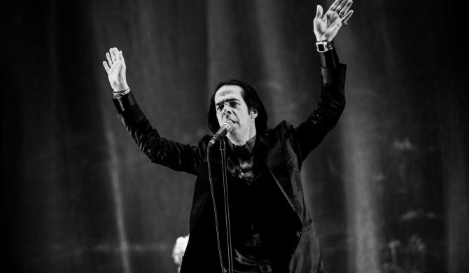 Nick Cave 10 lat po śmierci syna Arthura – refleksje, żałoba i transformacja