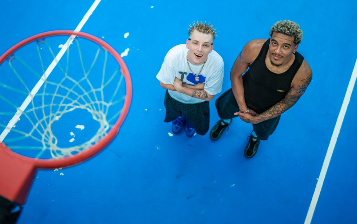 Jeremy Sochan w nowym klipie Okiego