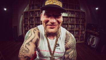 Nie dojdzie do walki Popka z Pawłem Jóźwiakiem w FAME MMA. Ten ma nowego przeciwnika i twierdzi, że przyjmowane przez Popka substancje zżarły mu mózg