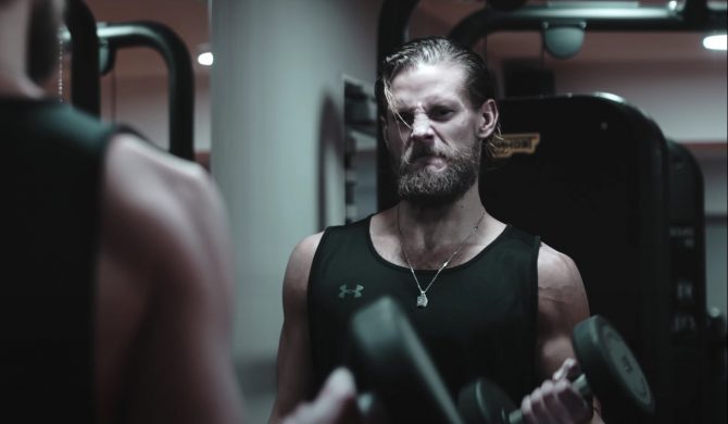 Fabijański publikuje nowy klip a Olejnik się z niego śmieje