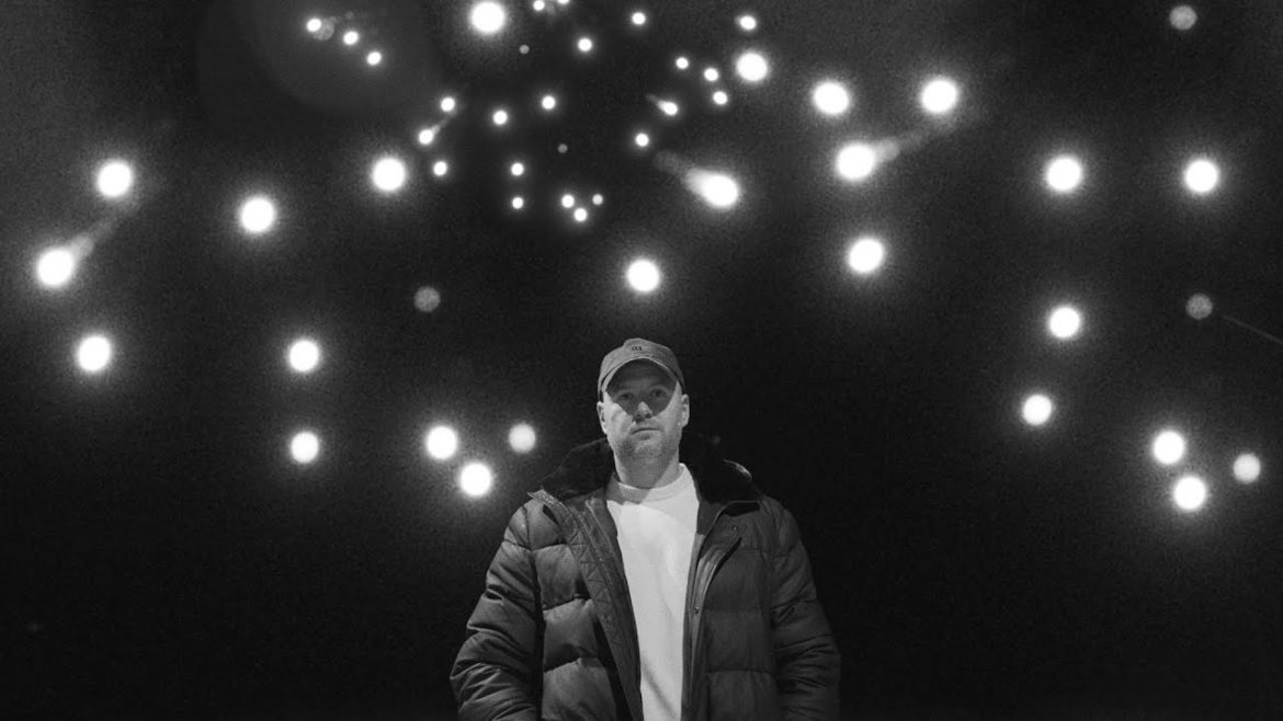 Jano zaprezentował najbardziej niecodzienny klip w polskim rapie