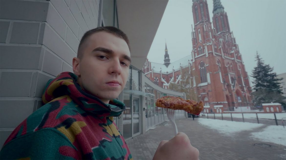 Mata: „Mój naród ciągle krwawi, no a brakuje tamponów”