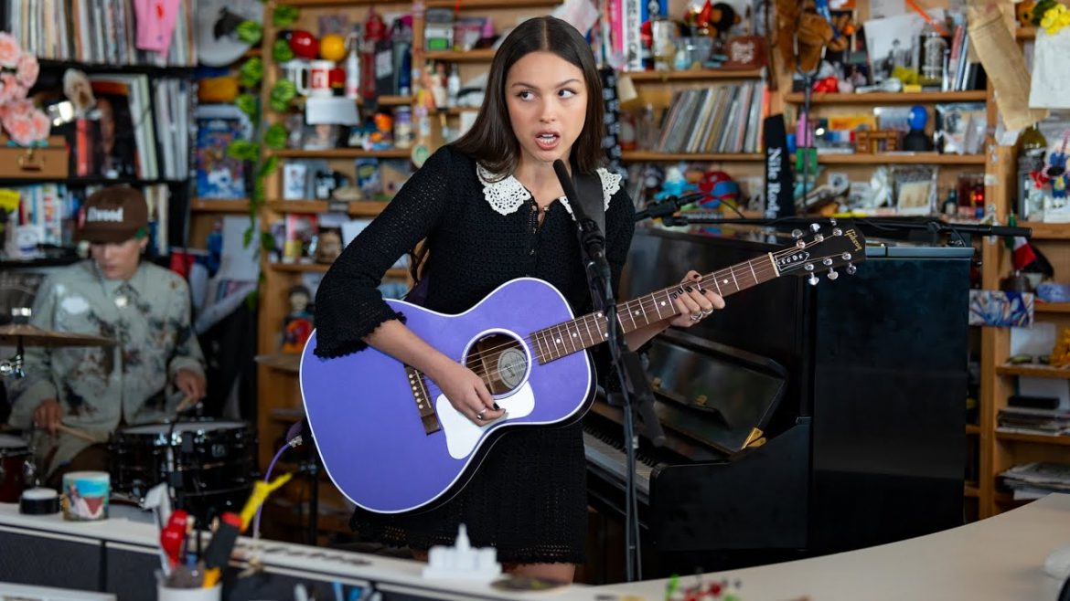 Olivia Rodrigo w Tiny Desk Concert
