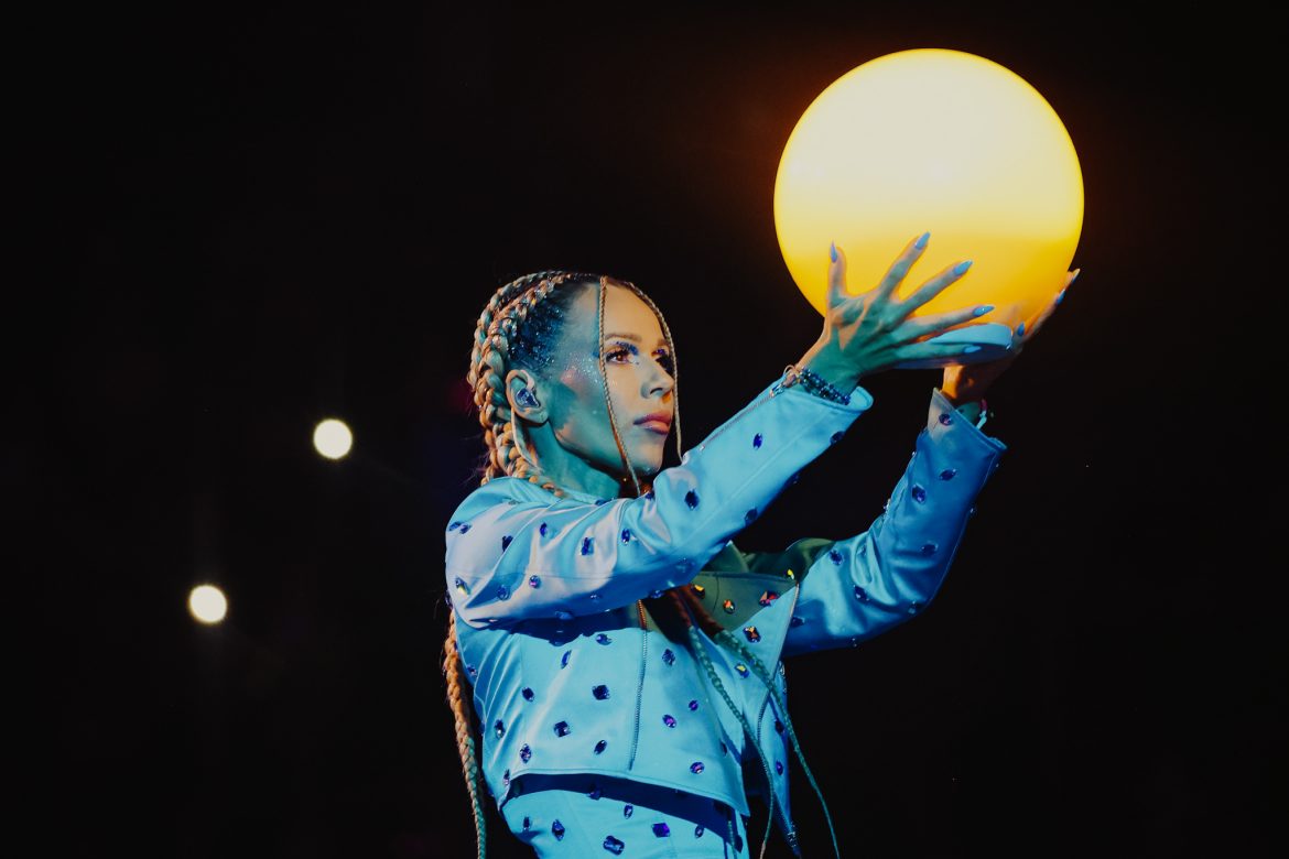 Sąd wydał wyrok w sprawie Dody. Wokalistka została uznana za winną szantażu i wymuszenia