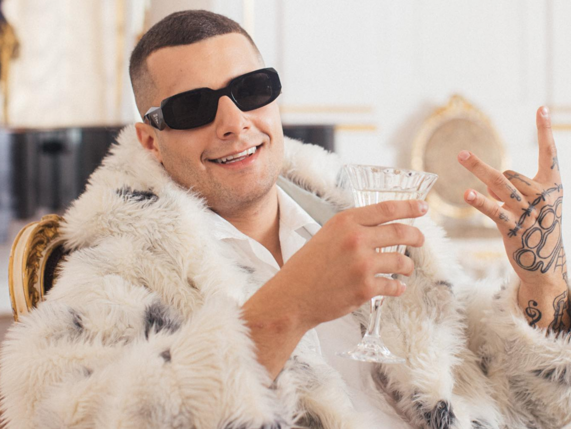 Macias błyskawicznie odpowiada na zaczepkę Szpaka. Fani są jednak dla niego bezlitośni