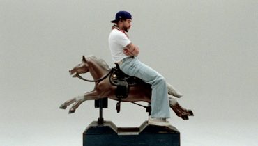 Bad Bunny odpowiada na konserwatywną krytykę po ogłoszeniu jego występu na Super Bowl: „Macie cztery miesiące, żeby się nauczyć”