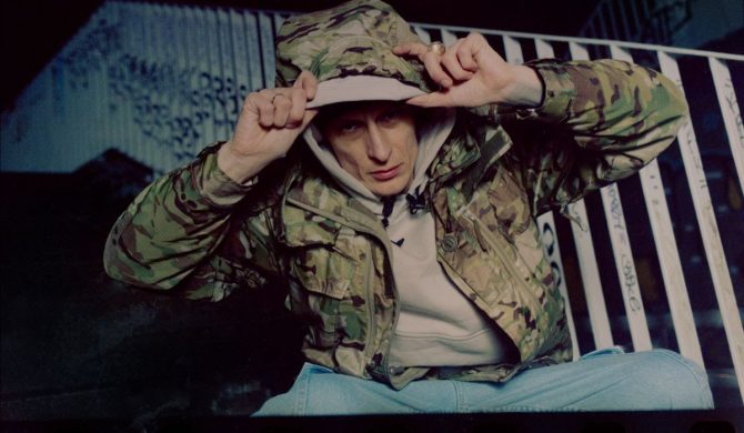 Kali i Sir Mich z legendami z Molesty na singlu „Geneza stylu”