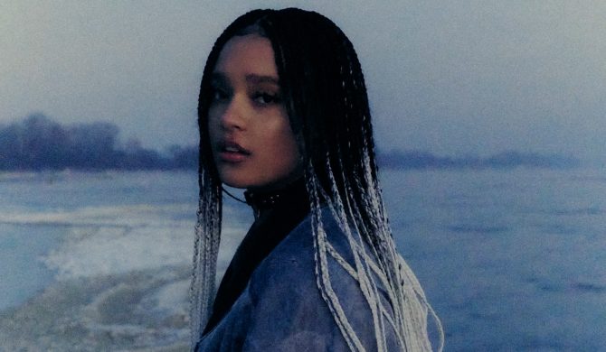 ​Zimowa ballada Sary James