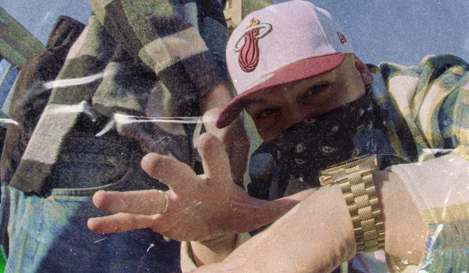 Dlaczego Tau nie odpowiada na dissy? Raper powołuje się na Ostrego