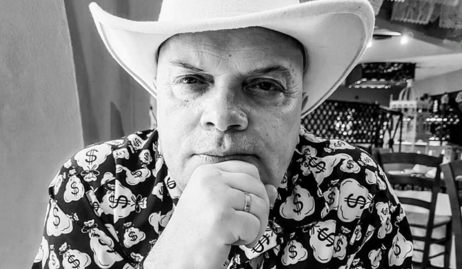 „To on chciał przesłuchiwać i podsłuchiwać, a to jego maglowali niczym zużyte prześcieradło” – Skiba komentuje przesłuchanie Kaczyńskiego