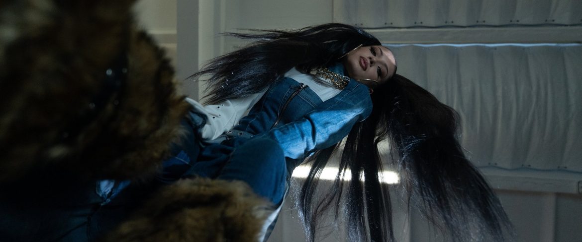 Viki Gabor wprowadza na rynek markę Aronoł. Ceny ubrań zwalają z nóg