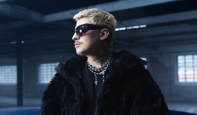 White 2115 błyskawicznie odpowiada Białasowi: „Czemu płyta nie jest diamentowa? Bo się nie zgadzają wasze rozliczenia”