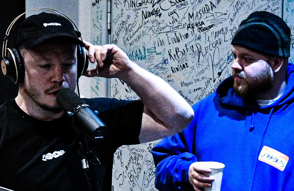 CatchUp i Oskar83 z PRO8L3Mu z nowym singlem „Bagno”