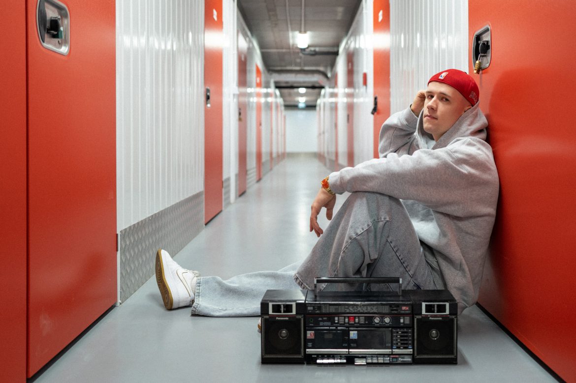 Nowy album Floral Bugs  „S.I.M.P.” – odkryj jego wielowymiarowy świat