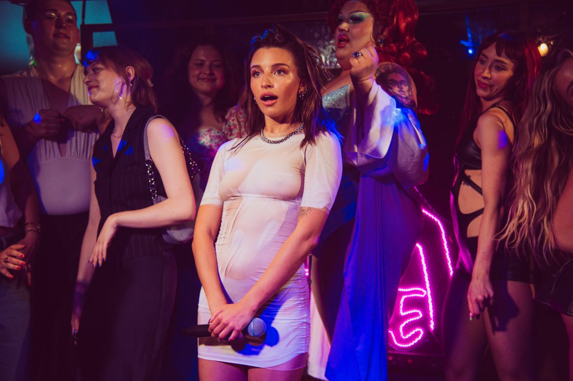 Kayax dopiął swego i zablokował singiel Julii Wienawy. Artystka komentuje