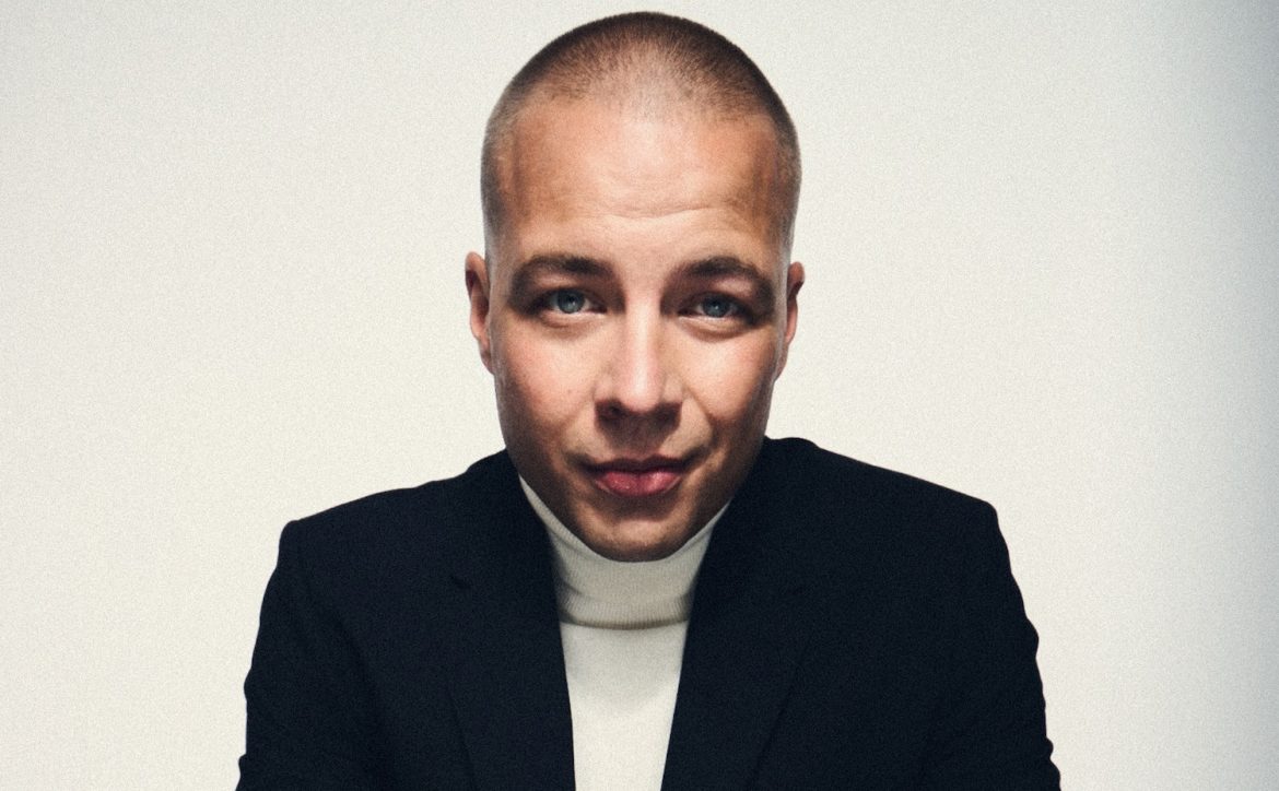 Tomb odsłania karty. Poznaliśmy gości zaproszonych na „Stop Loss”