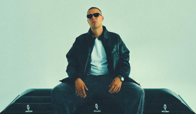 Tomb szuka „popiątnego rymu do 'ale na pewno nie Eripe geng'”