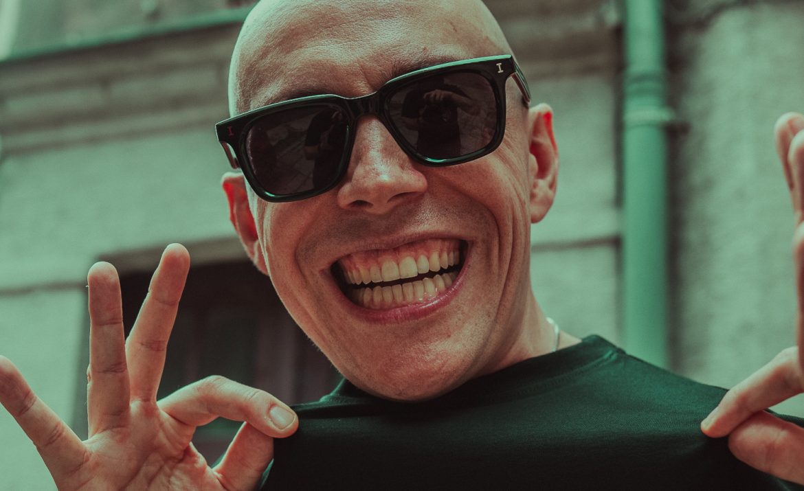 Białas, Hinol i Słoń w jednym kawałku