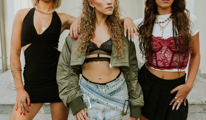 MODELKI z EP “Sukcesy i Błędy” i pięcioma nowymi teledyskami