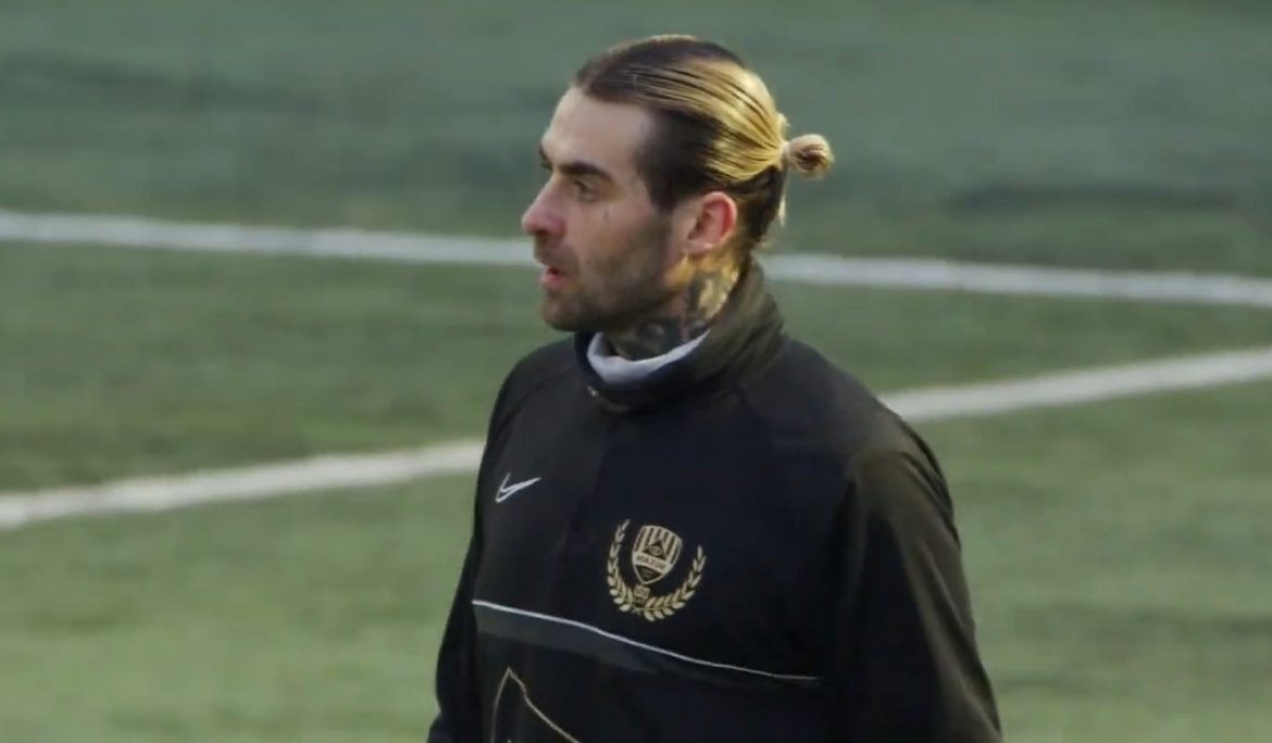 Jakub Rzeźniczak zagra w zespole, w którym grał Quebonafide. Niespodziewany powrót do okręgówki