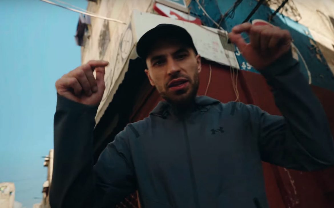 Hace zapowiada album „Touchdown”