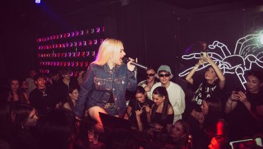 Tak zdunekk świętowała premierę swojego singla „gigi & bella”