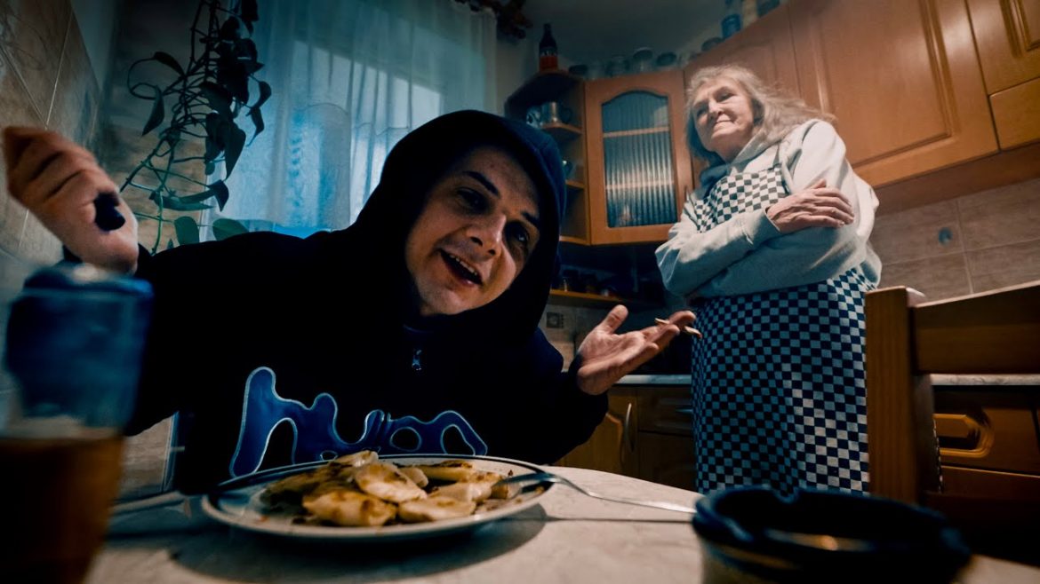 Kobik z singlem “Vinted Money”