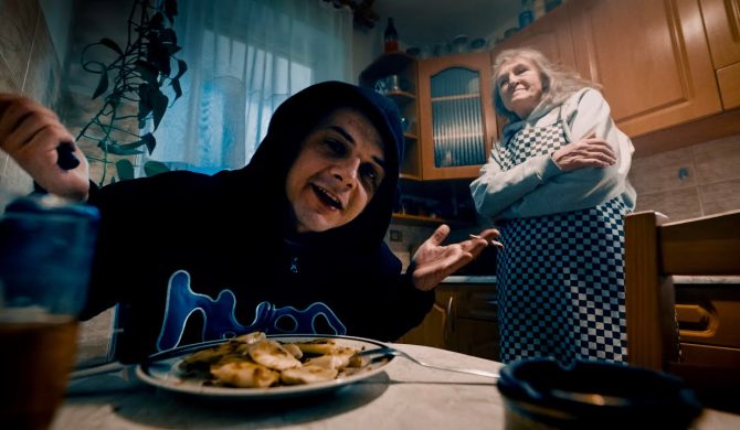 Kobik z singlem “Vinted Money”