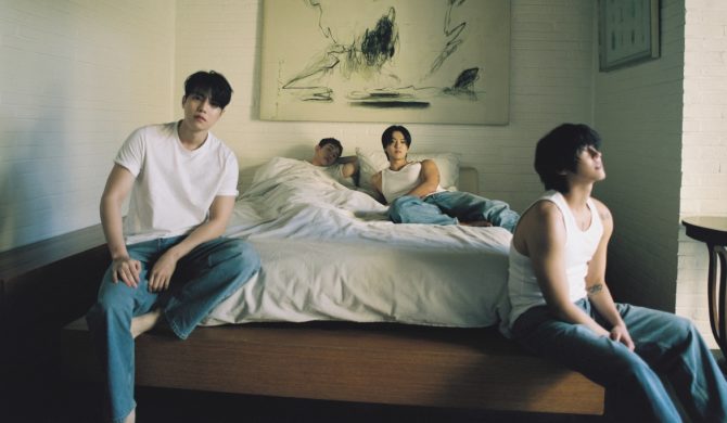 Koreańczycy z The Rose na halowym koncercie w Polsce