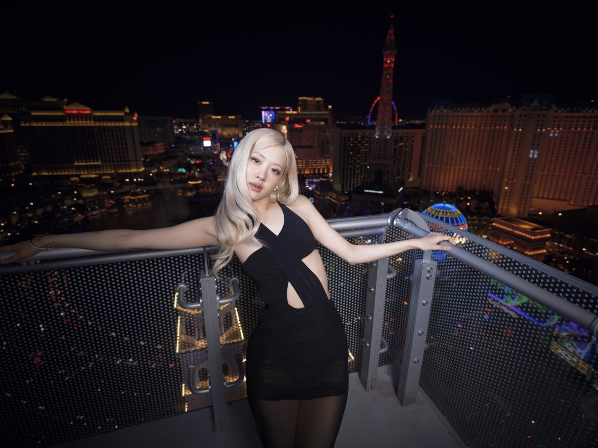 ROSÉ z BLACKPINK powraca z singlem „Messy” – utwór promuje film z Bradem Pittem