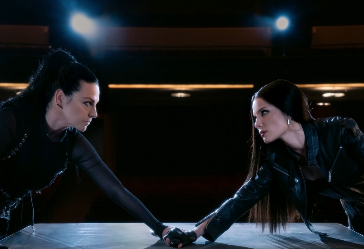 Halsey i Amy Lee z Evanescence z potężnym singlem „Hand That Feeds”