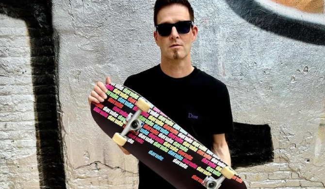 Cała Finlandia zagrała trance’owy przebój. Rozgłośnie radiowe, szkoły i centra handlowe połączyły siły