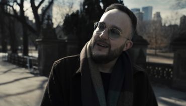 Ten Typ Mes: „Braci się traci często, dziaram to na klacie i przekuwam w zwycięstwo”