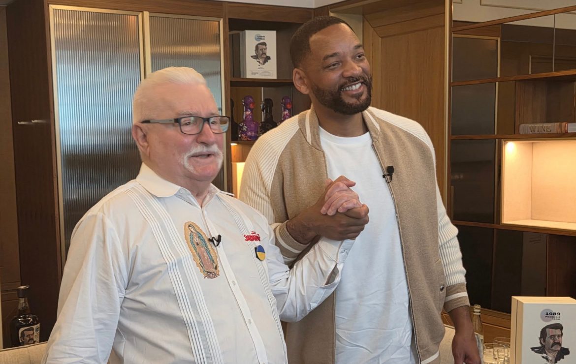 Lech Wałęsa zbił piątkę z Willem Smithem