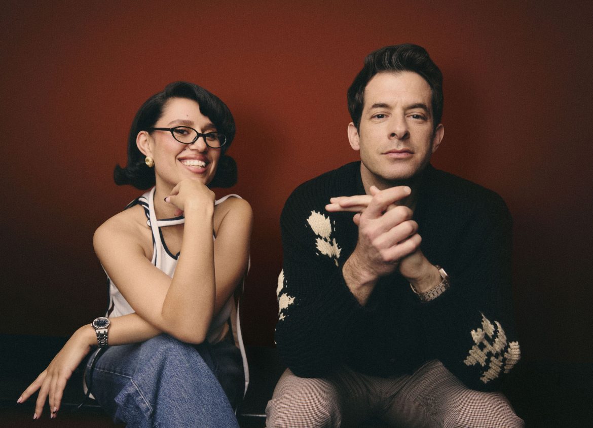 Mark Ronson i RAYE prezentują nowy singiel „Suzanne”