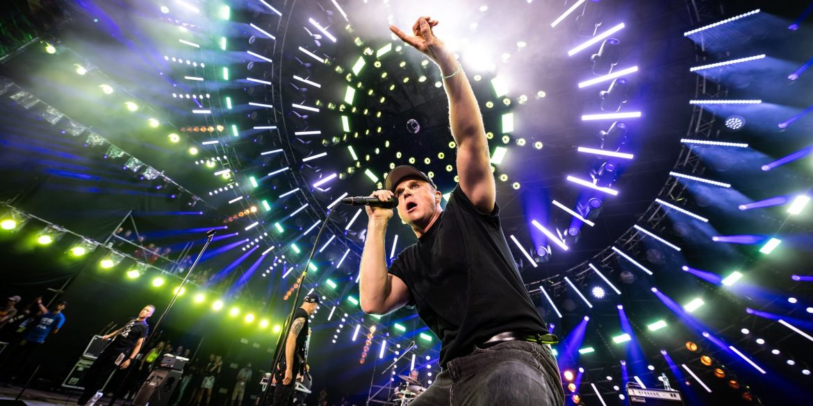 Coma zapowiada nadchodzące wydawnictwo nowym klipem