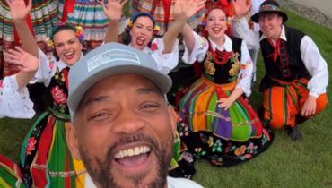 Zespół ludowy zaśpiewał dla Willa Smitha „Men In Black”. Artysta był zachwycony